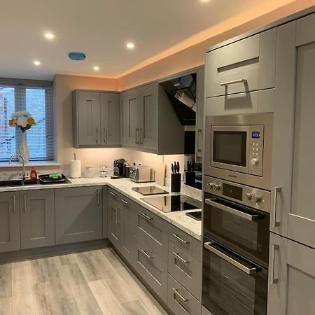 Newly Converted 3 Bedroom Apartment In Ulverston Eksteriør bilde