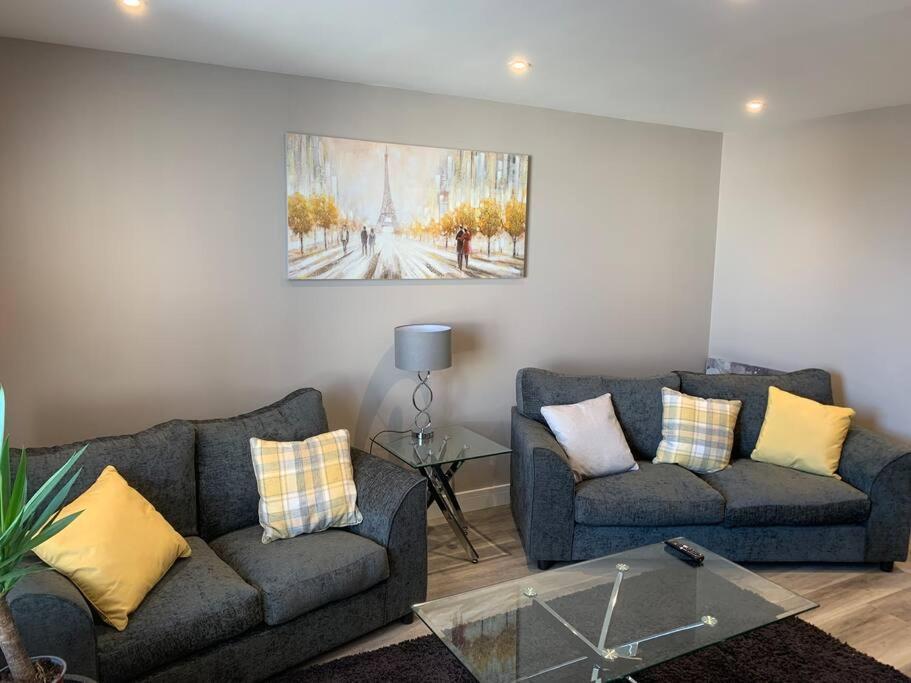 Newly Converted 3 Bedroom Apartment In Ulverston Eksteriør bilde