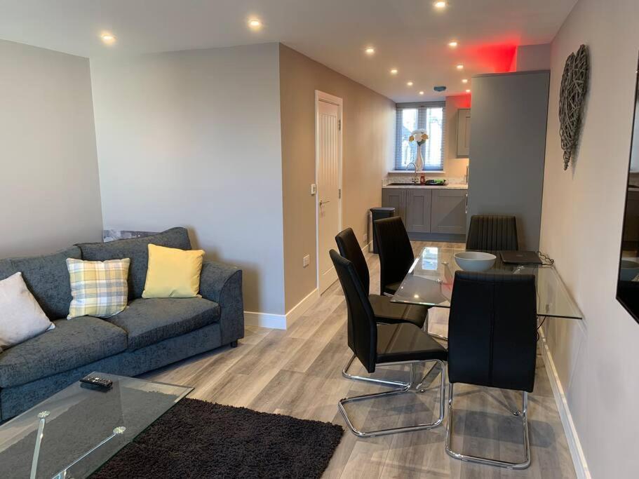 Newly Converted 3 Bedroom Apartment In Ulverston Eksteriør bilde