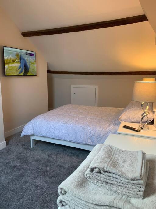 Newly Converted 3 Bedroom Apartment In Ulverston Eksteriør bilde